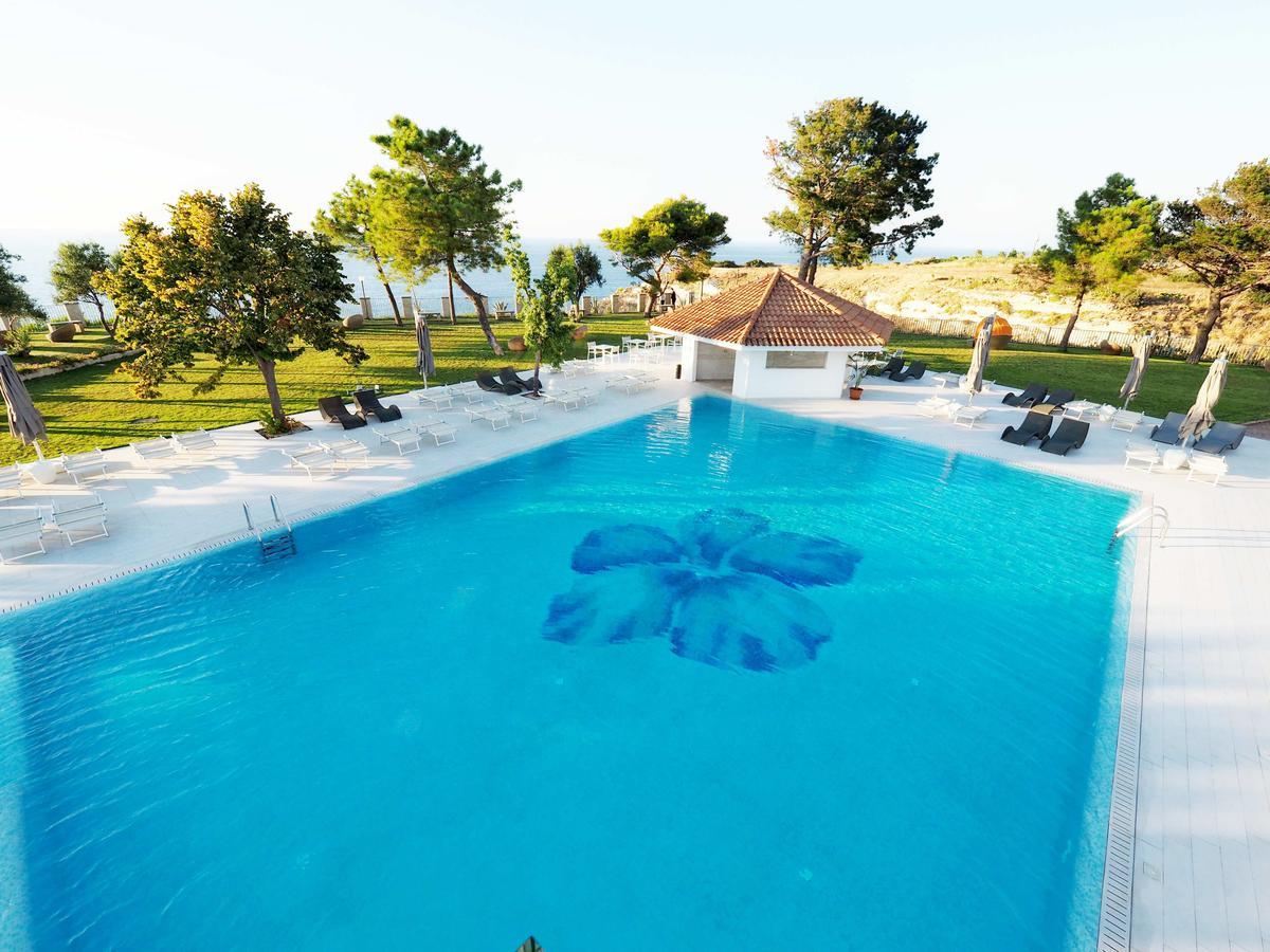 Tui Blue Tropea Hotel Santa Domenica  Exterior photo