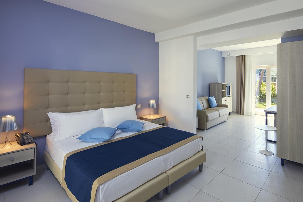 Tui Blue Tropea Hotel Santa Domenica  Exterior photo